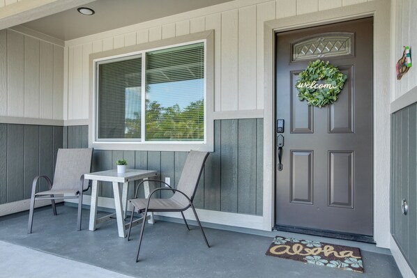 House (3 Bedrooms) | Interior - 3 Mi to Shipman Beach! Family Getaway w/ Patio (Keaau)