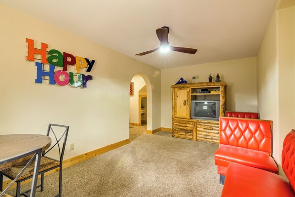 Interior - Rustic Pagosa Springs Cabin w/ Hot Tub + Game Room (Pagosa Springs)