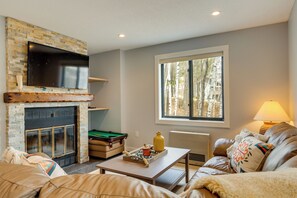 Apartment (5 Bedrooms) | Interior - Lincoln Condo Rental w/ Shuttle Near Loon Mountain (Lincoln)