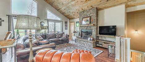 House (4 Bedrooms) | Front of property