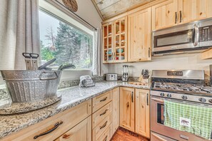 House (4 Bedrooms) | Interior - Ruidoso Cabin w/ Hot Tub, 2 Mi to Grindstone Lake! (Ruidoso)