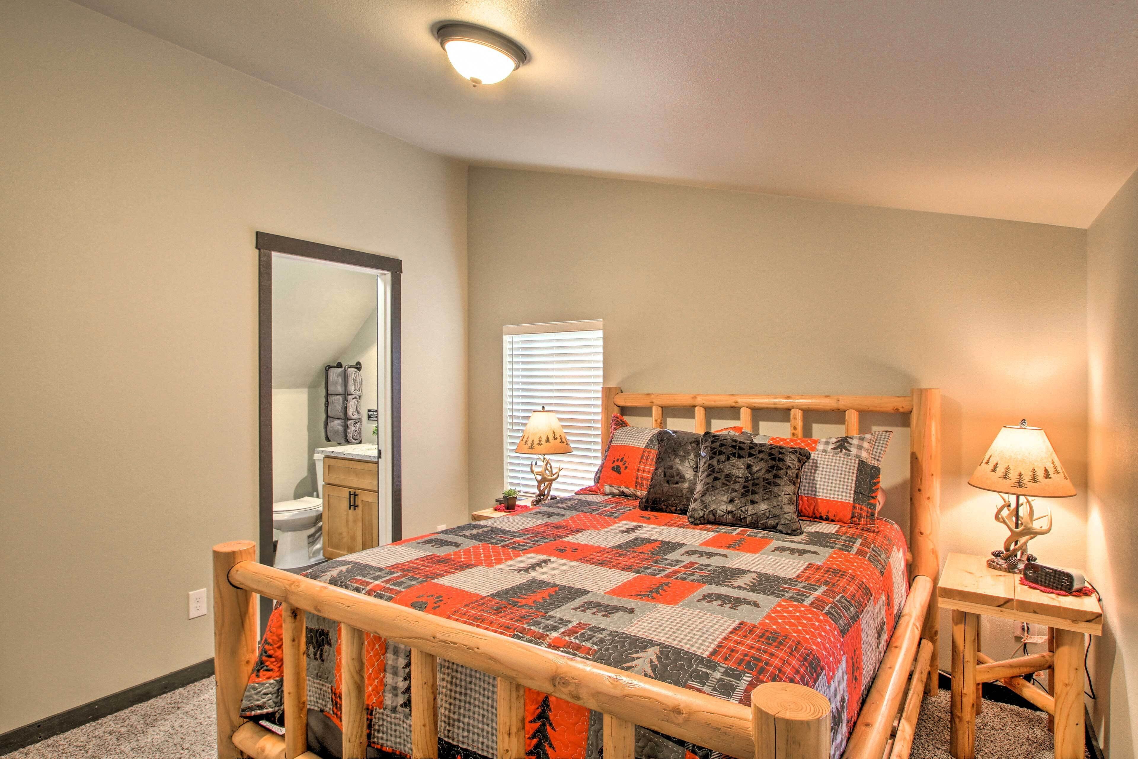 House (2 Bedrooms) | Interior