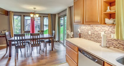 Near Downtown & Fishing: Anchorage Escape!