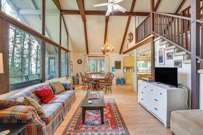 Casa (2 Bedrooms) | Interior