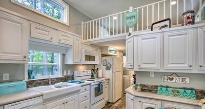 Cozy Broken Bow Getaway w/ Fire Pit, 5 Mi to Lake!