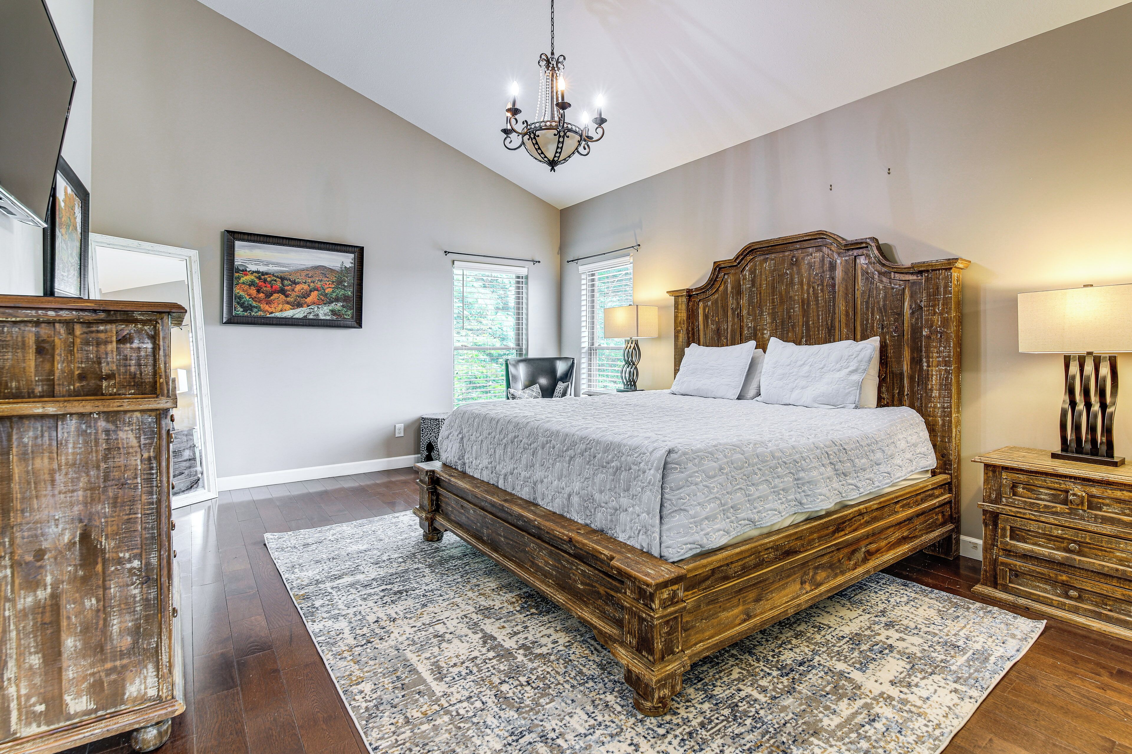 House (4 Bedrooms) | Interior