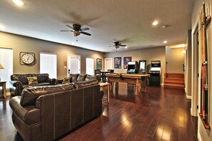 Rumah (4 Bedrooms) | Interior