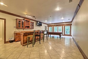 منزل (4 Bedrooms) | المنشأة من الداخل