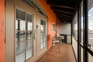 Interior - Studio w/ Marina Views: 15 Mi To Everglades! (Naples)