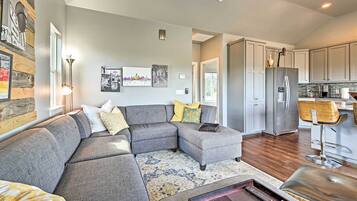 House (1 Bedroom) | Interior