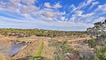 House (1 Bedroom) | Interior