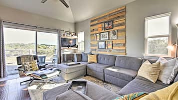 House (1 Bedroom) | Front of property