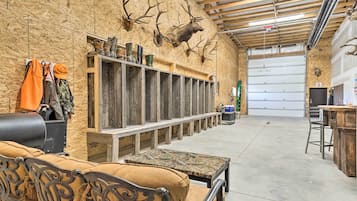 House (Multiple Bedrooms) | Interior