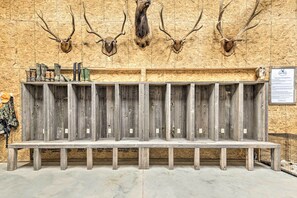 Casa (Multiple Bedrooms) | Parte interna