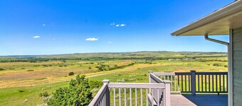 Sunny Big Timber Retreat w/ Spacious Deck!