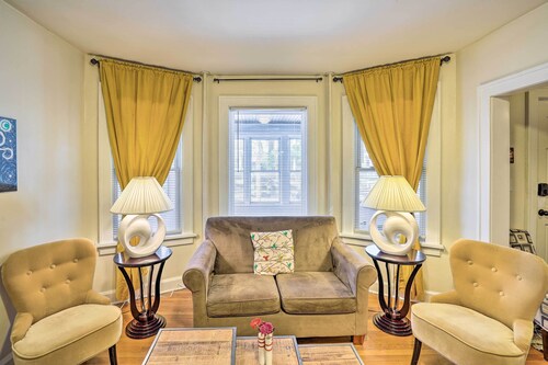 Charming Albany Retreat ~ 3 Mi to Downtown!