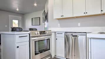 Rumah (2 Bedrooms) | Interior