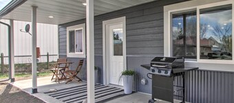 Bright + Modern Augusta Home - Walk to Town!