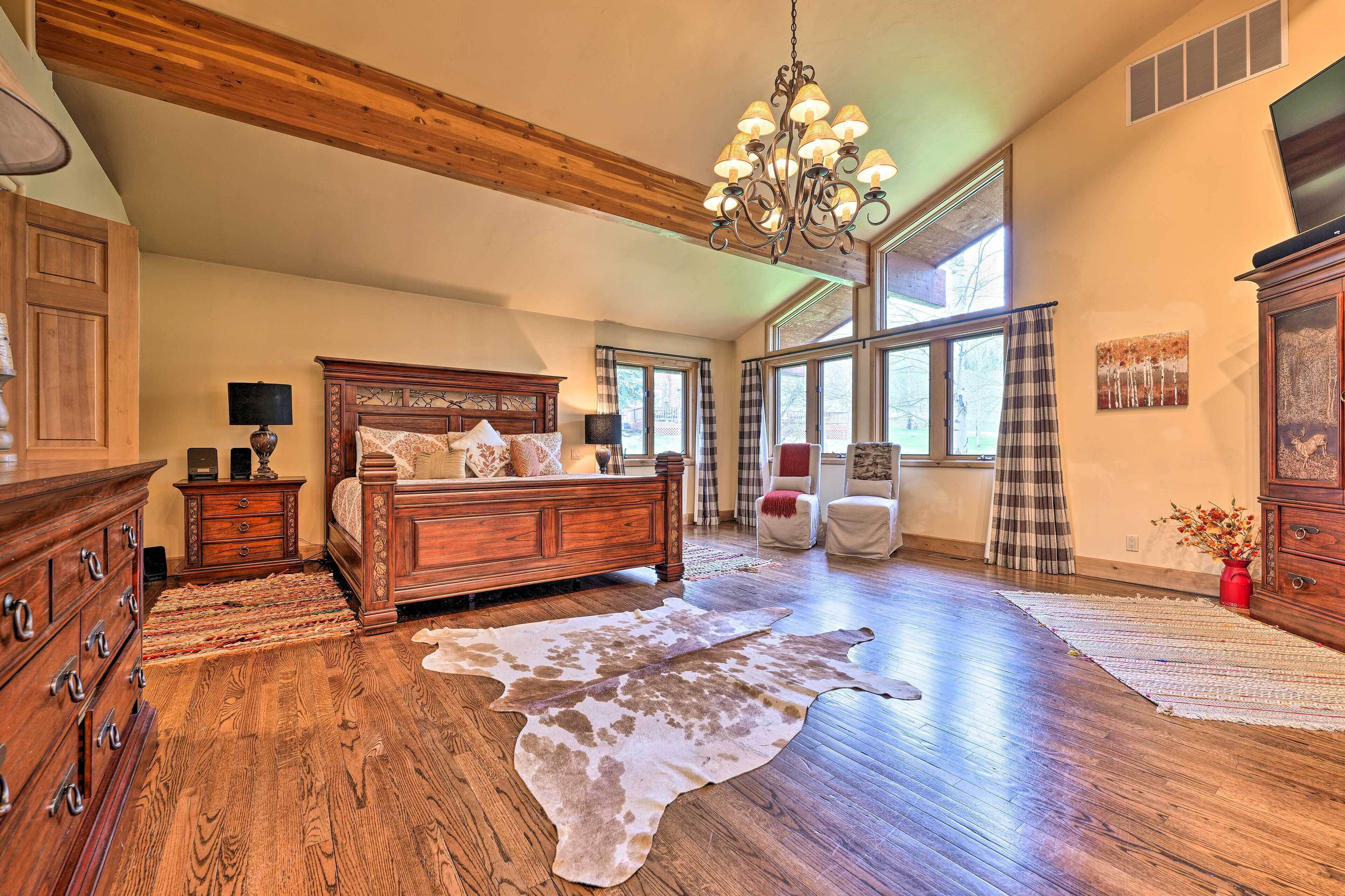 House (4 Bedrooms) | Interior