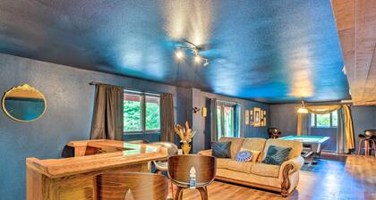 26 Mi to Mount Rainier, Game Room: Puyallup Oasis