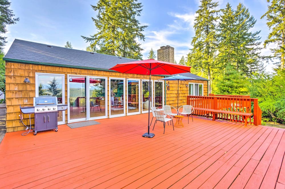 26 Mi to Mount Rainier, Game Room: Puyallup Oasis - Edgewood, WA