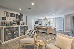 Interior - Updated Royal Retreat on 5 Acres: 'hidden Creek' (Royal)