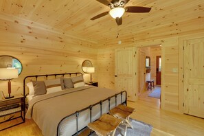 House (5 Bedrooms) | Interior - 12 Mi to Sugar Mountain: Luxe Banner Elk Escape (Banner Elk)