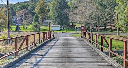 Home on Shared 10 Acres, On-site Trail Access