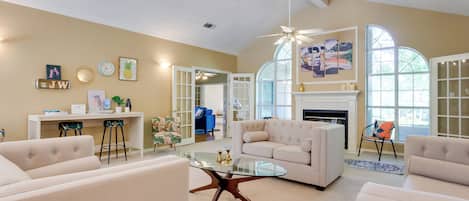 House (3 Bedrooms) | Interior