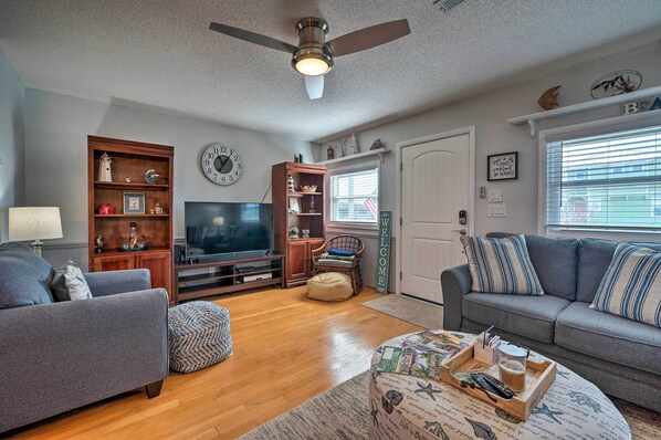 Apartment (2 Bedrooms) | Interior - Holden Beach Vacation Rental: Short Path to Beach! (Supply)