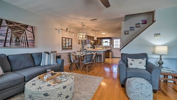 Apartment (2 Bedrooms) | Front of property