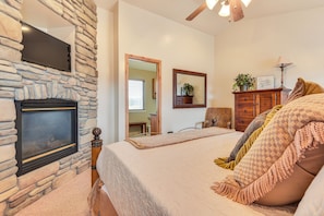 Apartment (4 Bedrooms) | Interior - Eden Townhome w/ Mtn View + Shuttle to Powder Mtn! (Eden)
