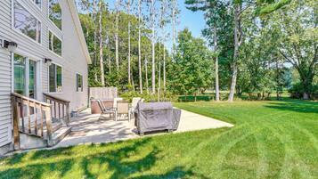 House (6 Bedrooms) | Interior