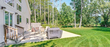 House (6 Bedrooms) | Interior