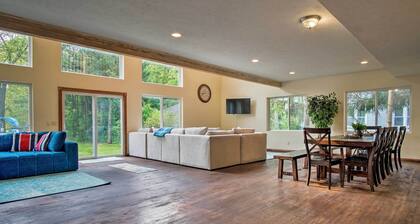 Large Home w/ Hot Tub < 1 Mi to Lake Michigan!