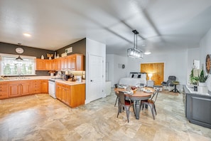 House (1 Bedroom) | Interior