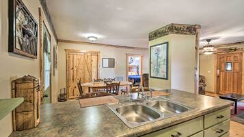 Rumah (2 Bedrooms) | Interior