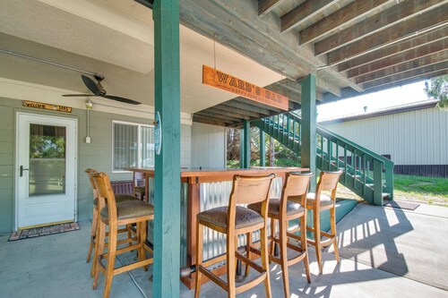 2-level Home w/ Deck: 1/2 Mi to Lake Mcconaughy!