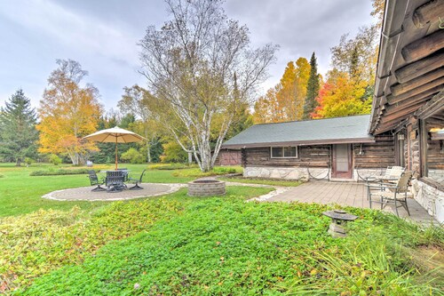 Trout Lake Ranch Cottage: 10 Acres w/ Beach Access