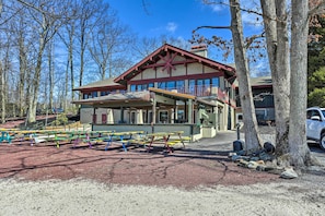Apartment (2 Bedrooms) | Interior - On Big Boulder Lake: Condo w/ Community Pools! (Lake Harmony)