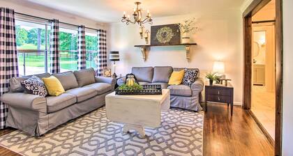 Charming Country Cottage: 5 Mi to Downtown Tulsa!