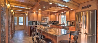 Cascade Cabin w/ Mountain View & River Access