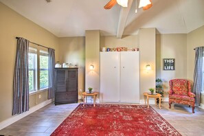 House (1 Bedroom) | Interior