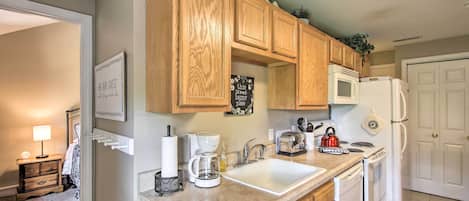 House (1 Bedroom) | Interior