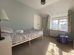 3 chambres, Wi-Fi gratuit, draps fournis