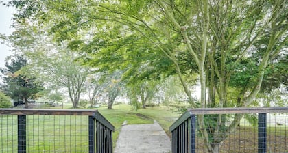 Lakefront Mount Vernon Home w/ Private Dock!