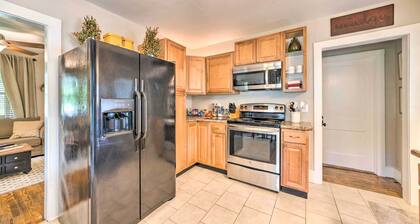 'lucky Dawg' Pet-friendly Abode Near St Louis!