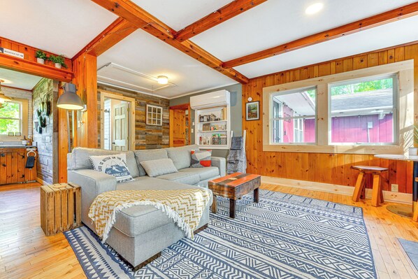 House (2 Bedrooms) | Front of property