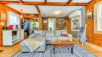 Rumah (2 Bedrooms) | Interior