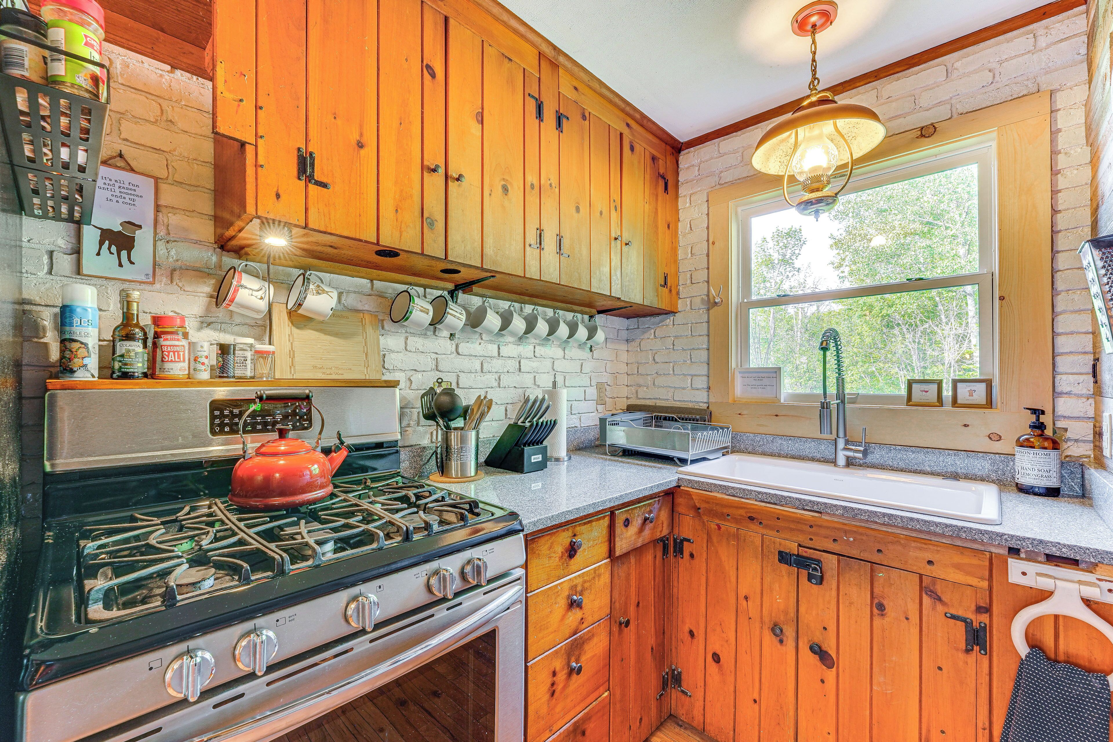 House (2 Bedrooms) | Interior